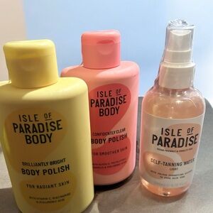 Isle of Paradise Body Polish Bundle and Self-Tanning Spray Light